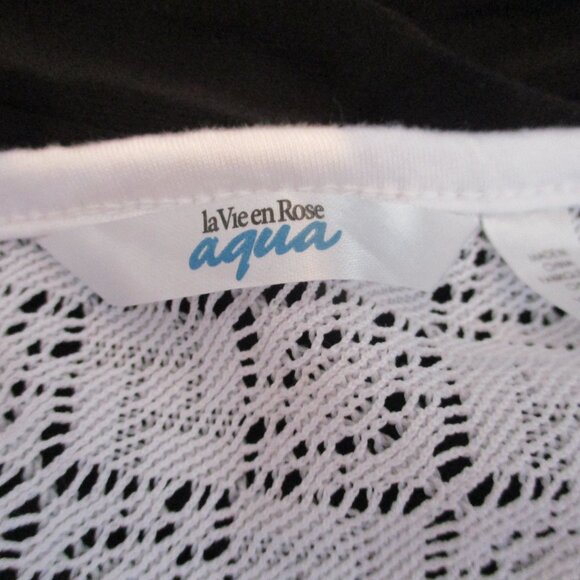 🌸 La Vie en Rose Aqua White Crochet Cover-Up 🌸 - Picture 5 of 6